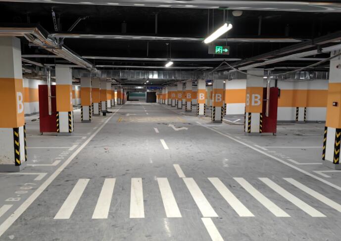 在南京做停車場劃線的時候有哪些步驟？飛揚專業(yè)劃線多年