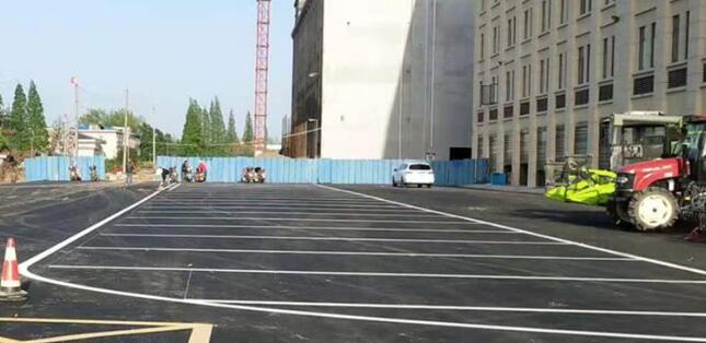 蘇州廠區(qū)內(nèi)道路如何劃線？找飛揚(yáng)市政