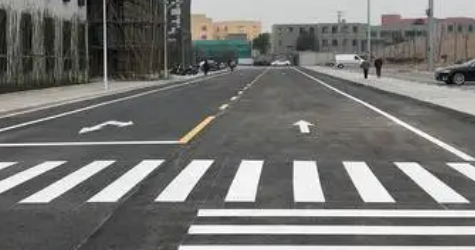 化工企業(yè)廠區(qū)道路劃線要求？
