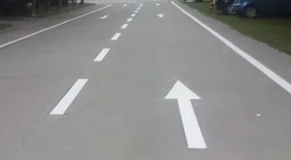 道路劃線熱涂和冷涂一平方多少錢？