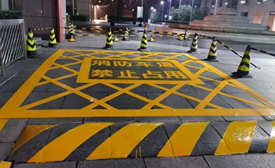 合肥地面畫消防通道劃線多少錢？飛揚(yáng)市政價格合理