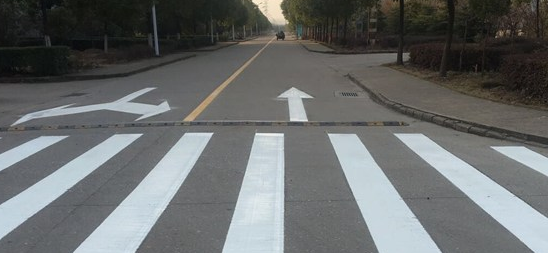 蘇州廠區(qū)道路標(biāo)識(shí)劃線(xiàn)？找飛揚(yáng)市政