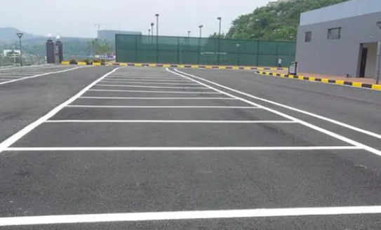定制化解決方案，蘇州廠區(qū)道路標(biāo)線的首選