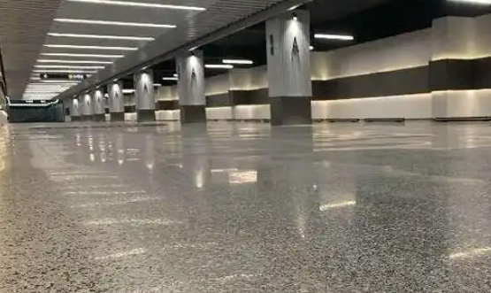 青島環(huán)氧磨石地坪施工多少錢？價格及優(yōu)勢解析