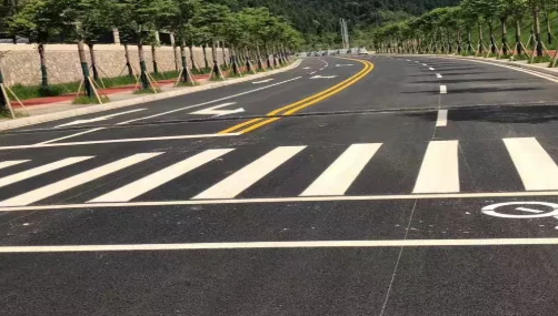 蘇州廠(chǎng)區(qū)停車(chē)場(chǎng)車(chē)位劃線(xiàn)哪家好？專(zhuān)業(yè)團(tuán)隊(duì)為您定制方案