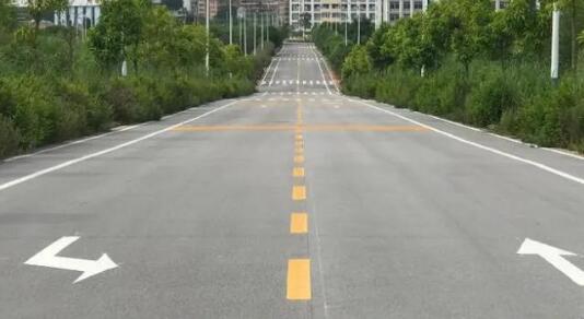蘇州廠區(qū)劃線，自有施工團隊打造安全高效廠區(qū)